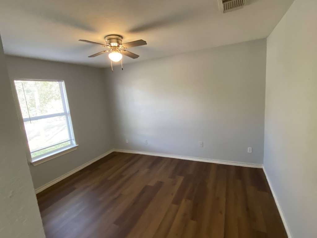 Foto del edificio - 2002 Pannell St