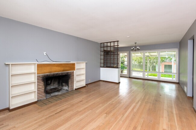 Foto del edificio - 1845 SW Glenview Ave