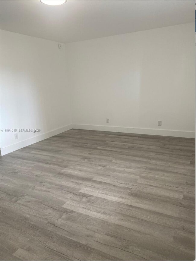 Foto del edificio - 13455 SW 9th Ct