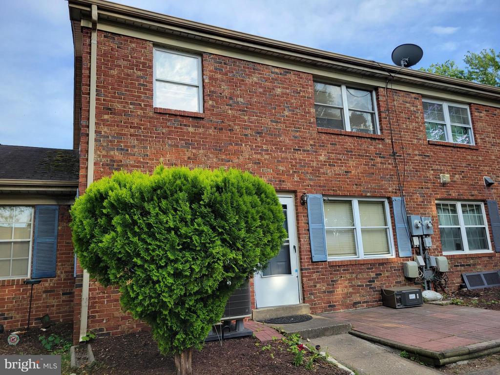 Building Photo - 9711 Hagel Cir