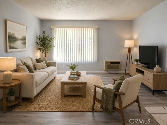Foto del edificio - 212 S Kraemer Blvd