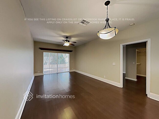 Foto del edificio - 10338 NW 7th St