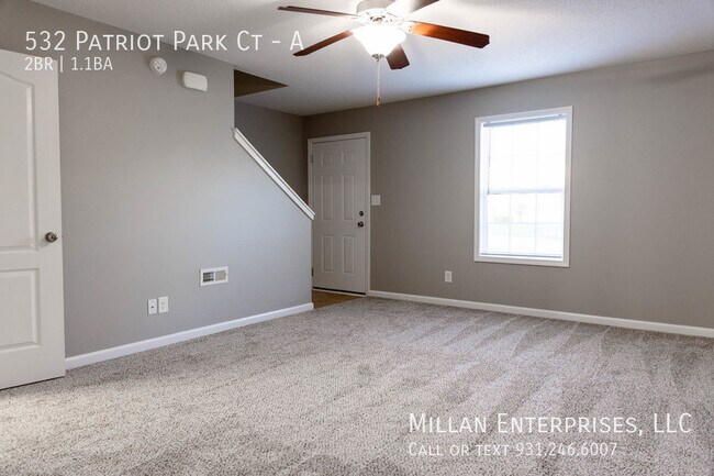 Foto del edificio - 532 Patriot Park Ct