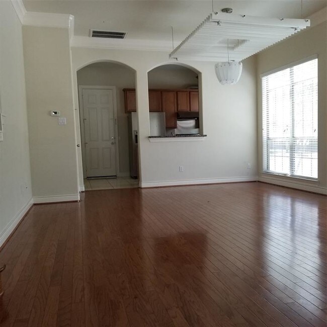Foto del edificio - 9103 Creekstone Lake Dr