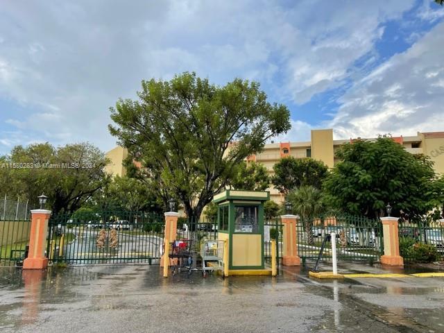 Foto del edificio - 9405 W Flagler St