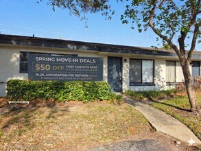 Building Photo - 605 Northlake Blvd