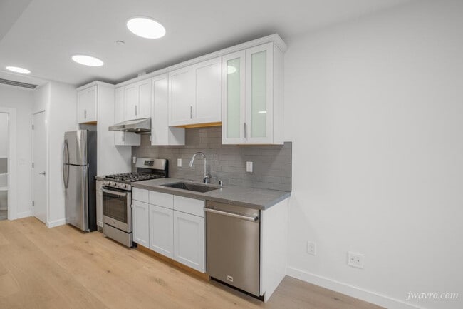 Building Photo - 1415 15th St