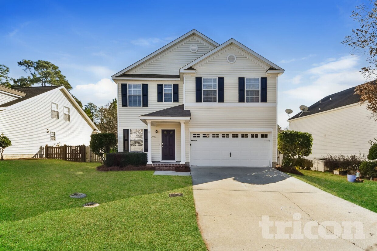 Foto principal - 2000 Lake Carolina Dr