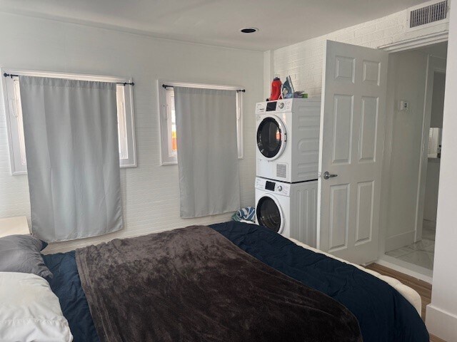 Foto del edificio - 1629 Bonnie Brae St