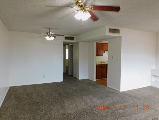 Building Photo - 1276 W 20th Pl