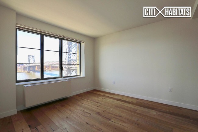 Building Photo - 15 Dunham Pl