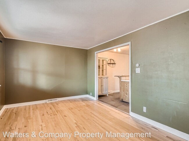 Building Photo - 3 br, 1 bath House - 2241 S. Linley Ct.