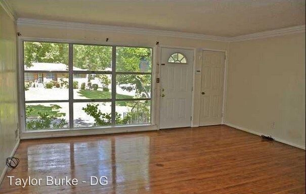Building Photo - 3 br, 1 bath House - 904 Glen Oaks Drive
