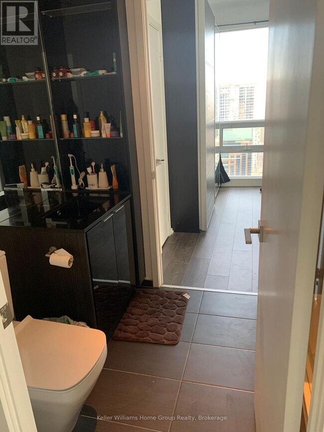 Building Photo - 70 Temperance St