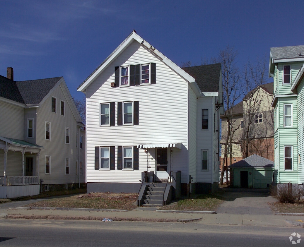 64 Broadway, Taunton, MA 02780 Apartments in Taunton, MA