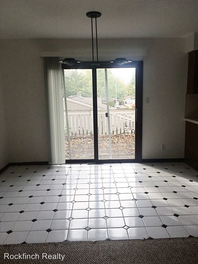 Foto del edificio - 607 Clayton Ave NW