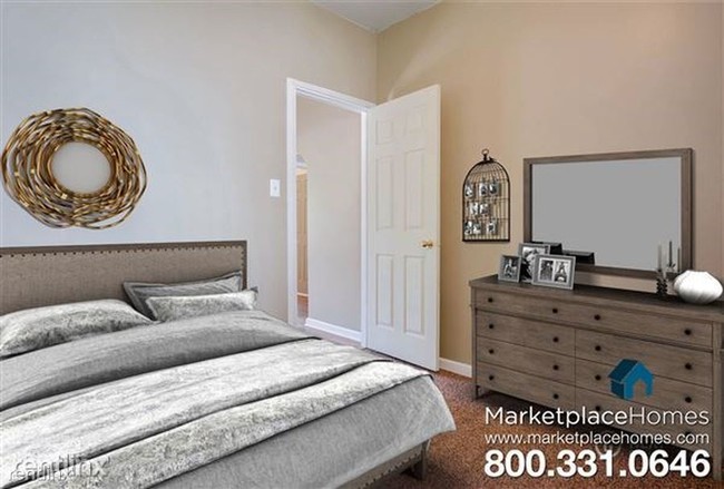 Foto del edificio - 4 br, 2 bath House - 215 N Oakley St
