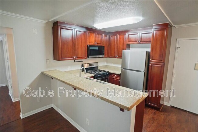 Foto del edificio - 5515 Canoga Ave