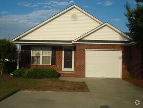 Building Photo - 595 Brushwood Dr