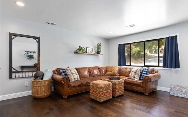 Foto del edificio - Charming 3bd/2bath Home In Atascadero