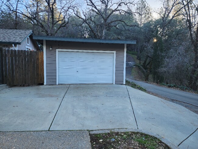 Foto del edificio - 16600 Old Stagecoach Rd