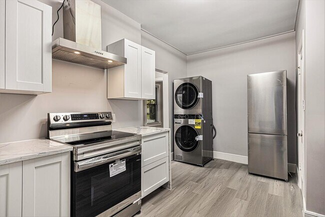 Foto del edificio - 1904 Elmen St