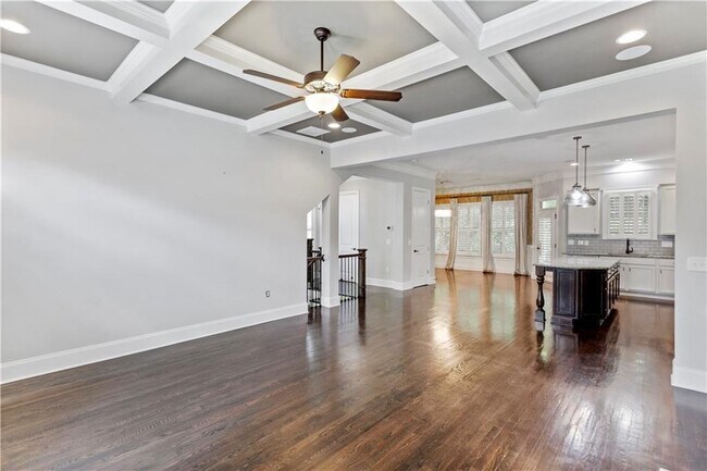 Foto del edificio - 922 Canterbury Ln NE