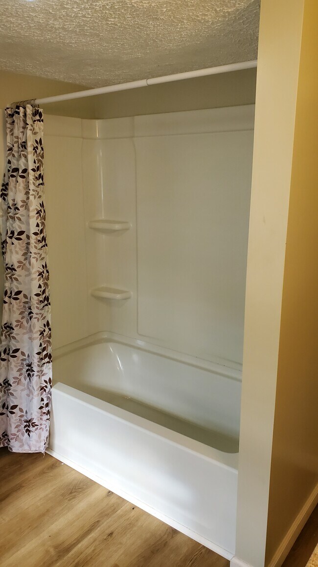 Bathroom - 6041 Gregory St