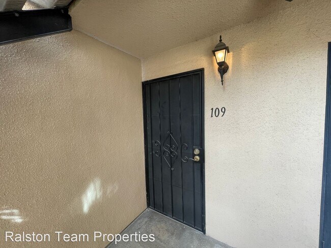 Building Photo - 1 br, 1 bath House - 4541 Florida St #109