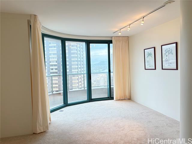 Foto del edificio - 1888 Kalakaua Ave