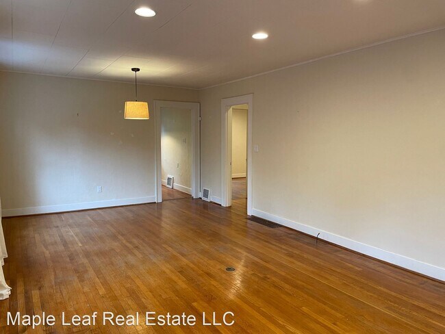 Building Photo - 3 br, 2 bath House - 552 NE 60th St