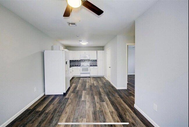 Building Photo - 8627 Wileyvale Rd