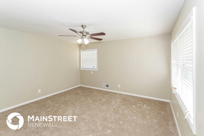 Foto del edificio - 1114 Rainbow Dr NE