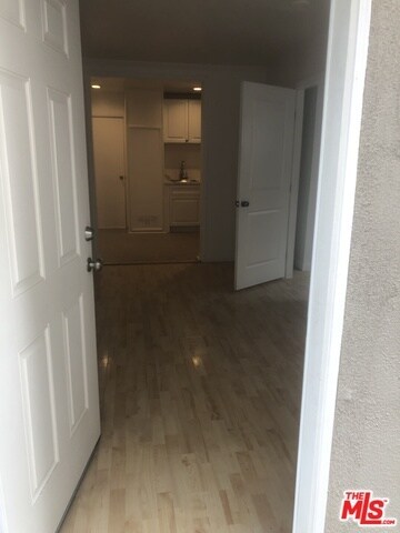 Foto del edificio - 410 N Frederic St