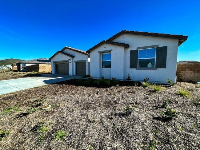 Building Photo - 31263 Reserve Dr