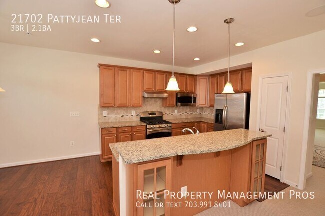 Foto del edificio - 21702 Pattyjean Terrace