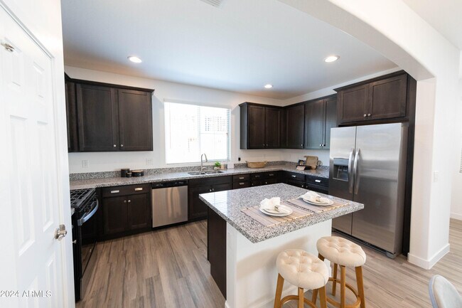 Foto del edificio - 4823 S Nageli