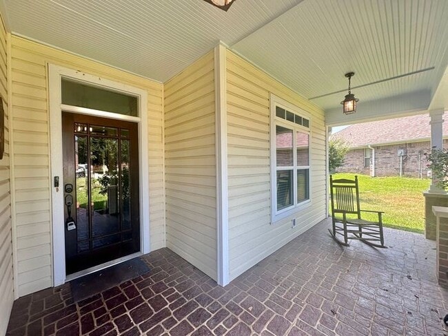 Foto del edificio - Coming Soon! Show Stopping Home in Flint!