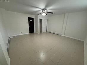 Building Photo - 487 5th Ave Building Photo - 487 5th Ave