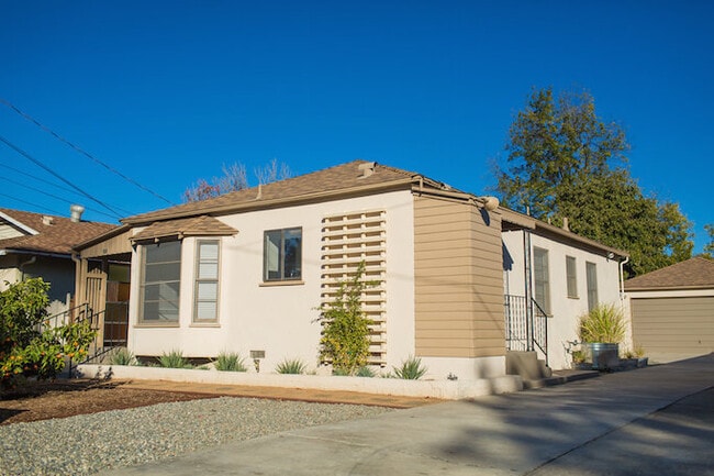 Photo - Prime Old Town Orange location House