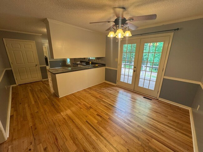 Foto del edificio - Brookstone Single-Story Ranch Home!