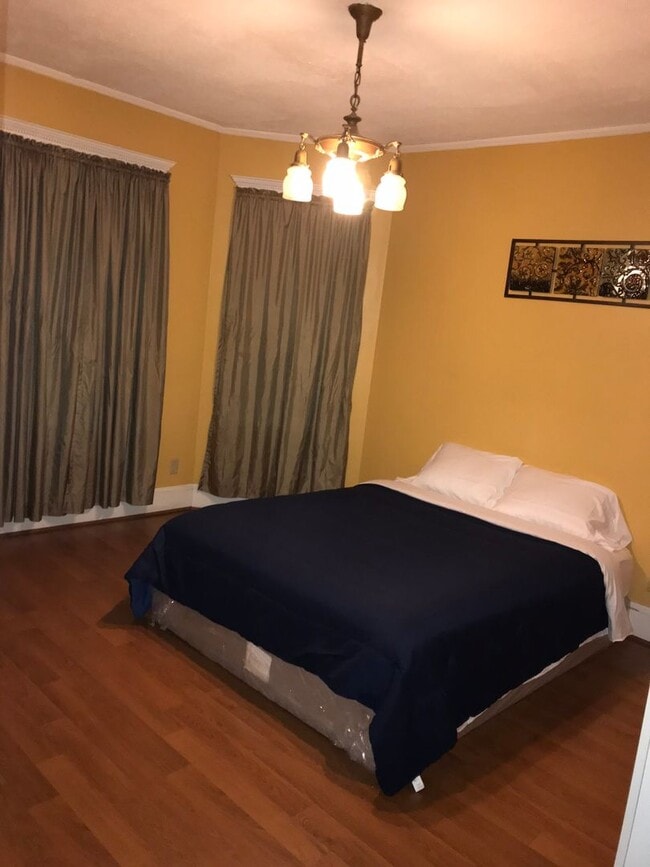 Building Photo - Beautiful 2 bed 1 Bath in Adams Village