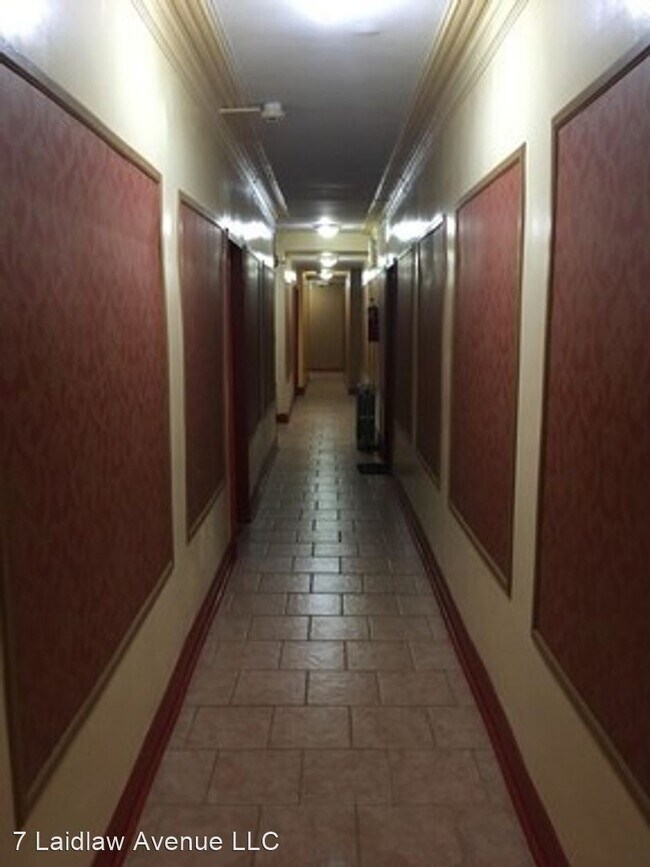 Building Photo - 7 Laidlaw Ave