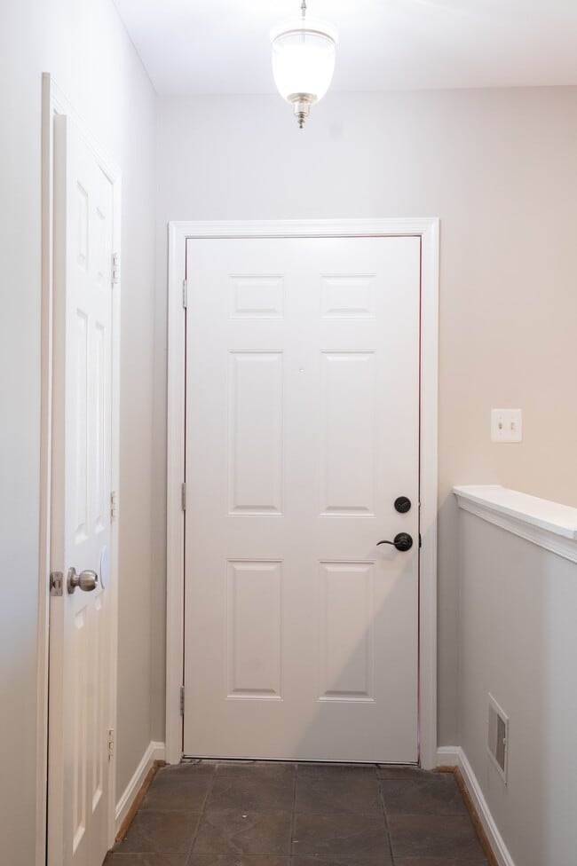 Building Photo - 2751 Sweet Clover Ct