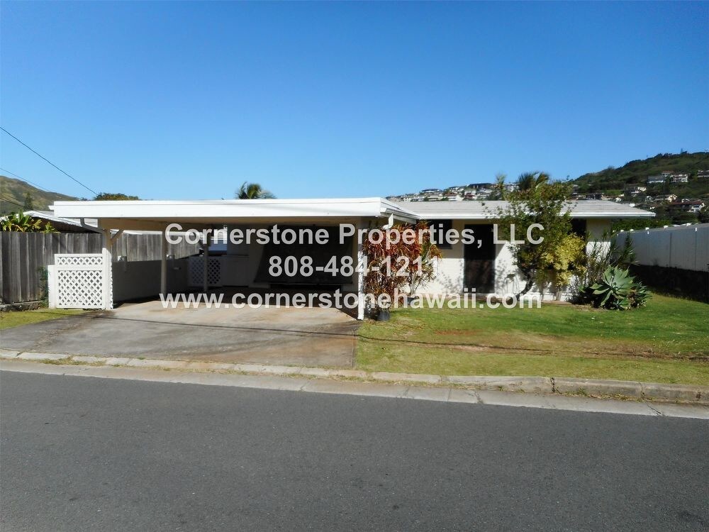 Primary Photo - 1317 Akamai St