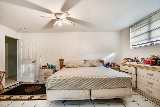 Foto del edificio - 179 NW 40th Ct
