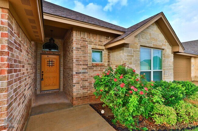 Foto del edificio - 4 BEDROOM!  WYLIE ISD