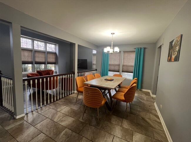 Foto del edificio - 1756 Bradford Ln