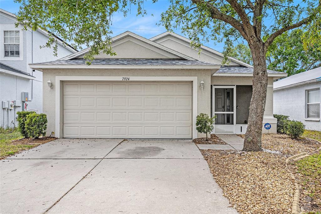 Primary Photo - 7924 Carriage Pointe Dr