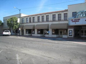 522 Center St